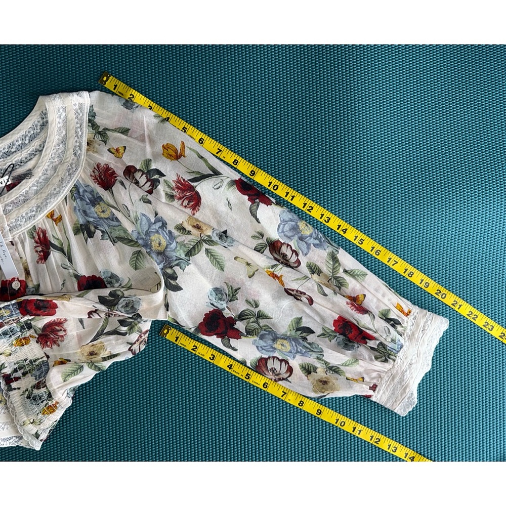 Alice + Olivia Cherelle Floral Button Down Blouse Top - Picture 10 of 12